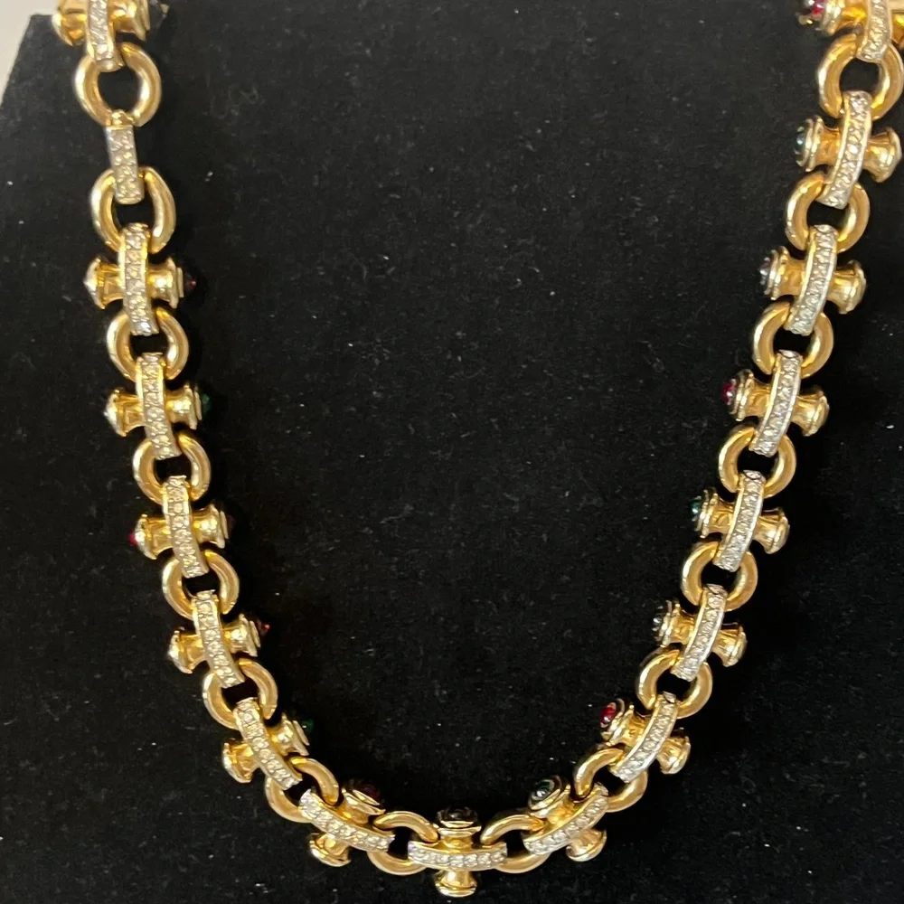 Luxurious Gold and Multicolor Gemstone Necklace - Picture 9 of 14